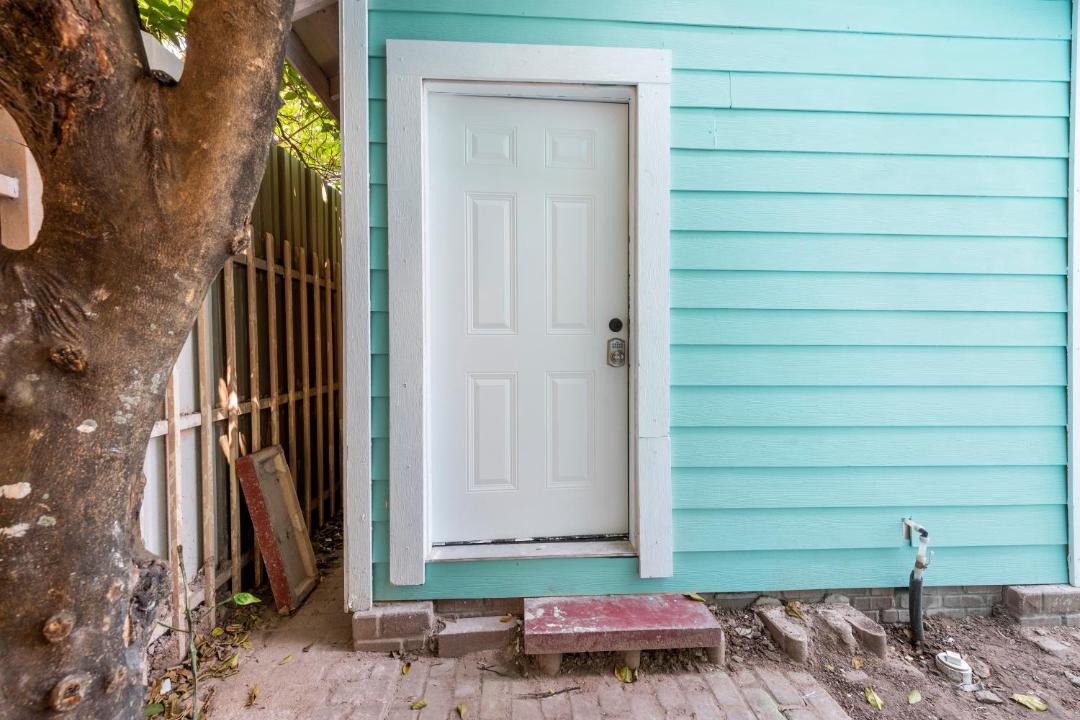 Photo of Others in Houston Heights