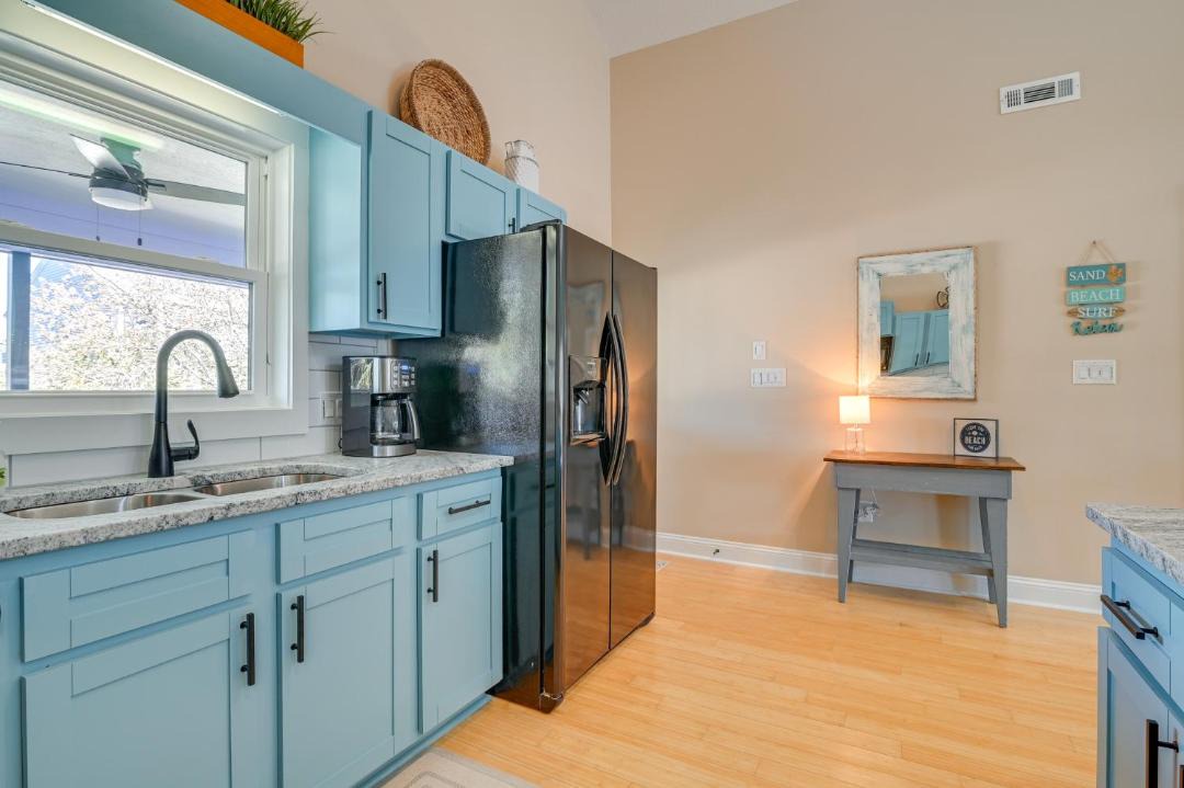 Photo of Kitchen in Surfside Beach