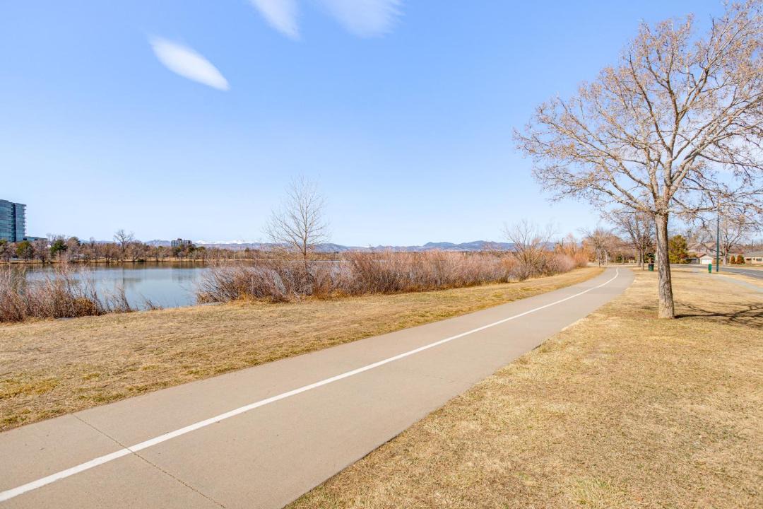 Photo of Others in Sloan Lake