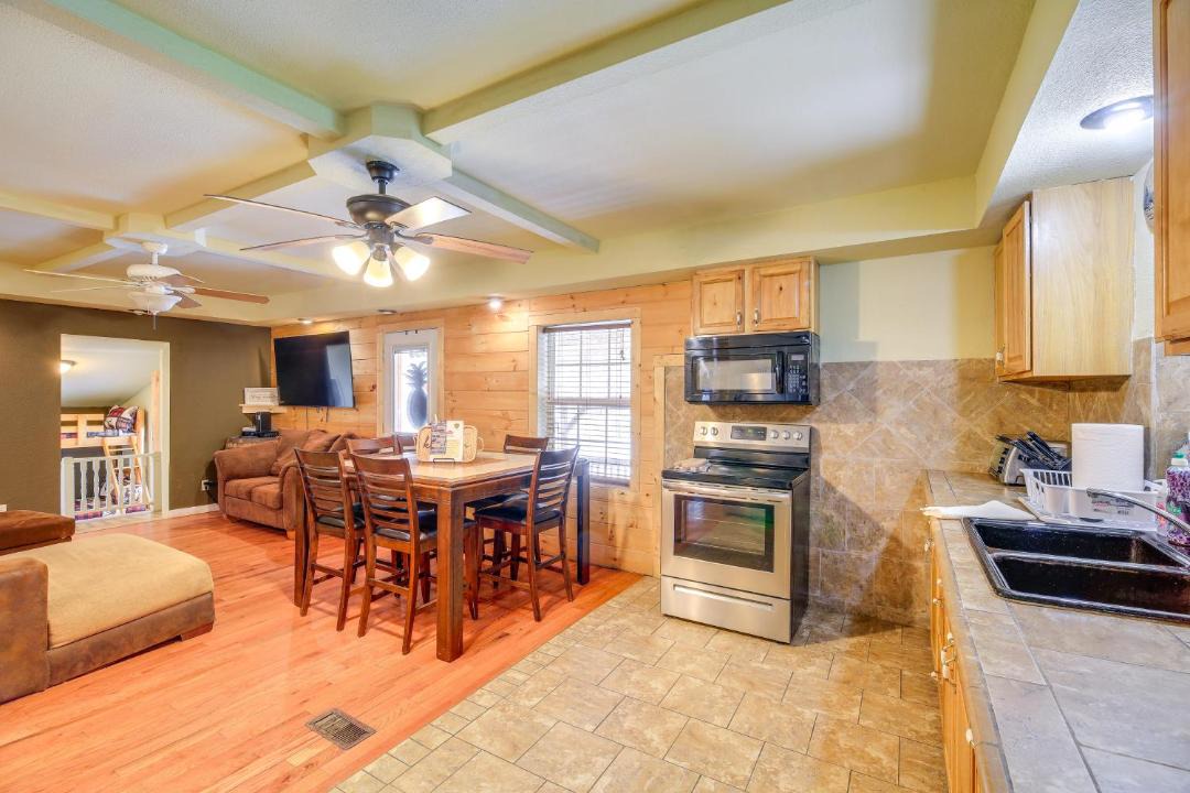Photo of Kitchen in Ragland