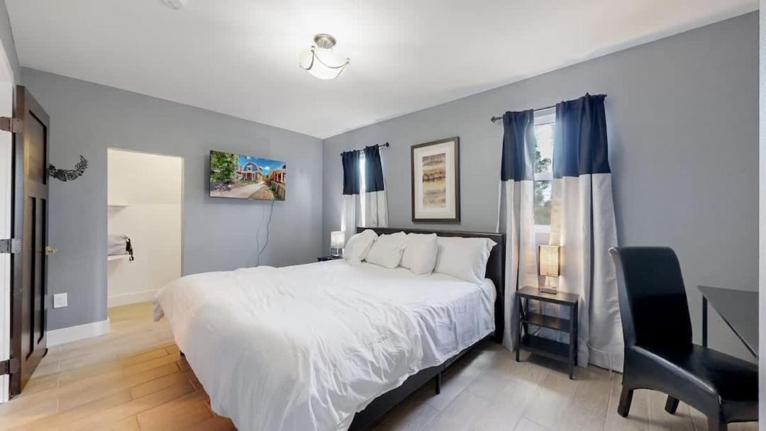 Photo of Bedroom in Washington Park West