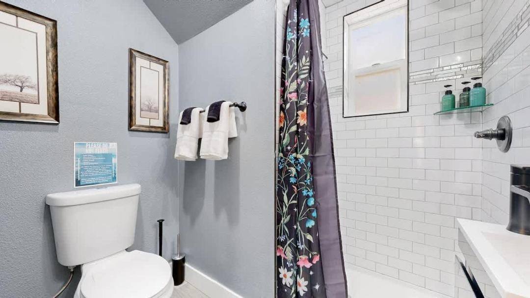 Photo of Bathroom in Washington Park West