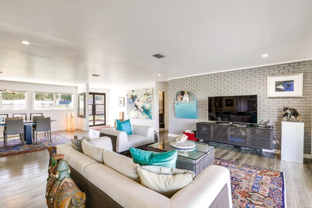 Photo of Livingroom in Sky Forest