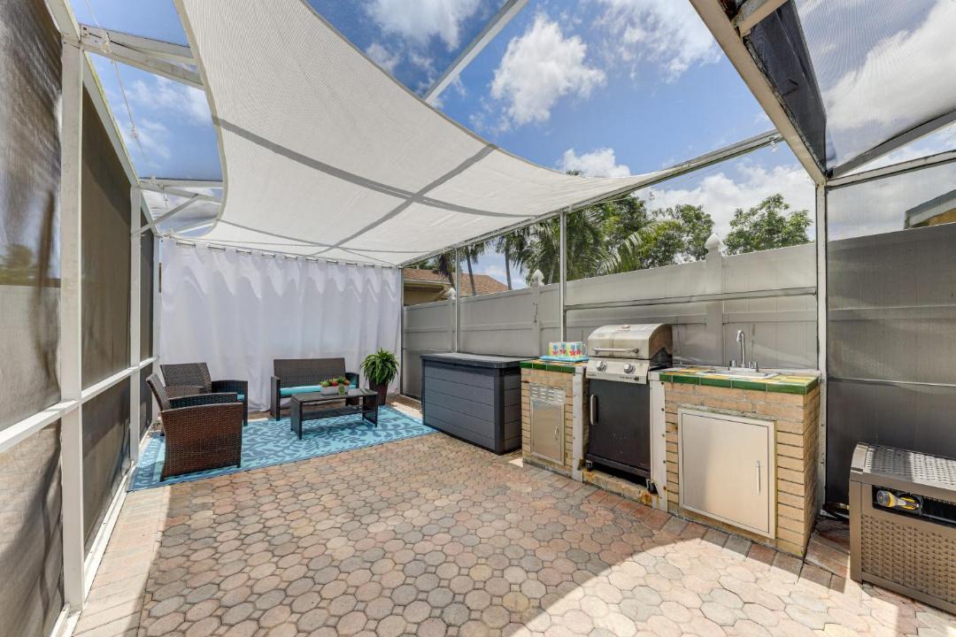 Photo of Patio Balcony in Whisper Walk