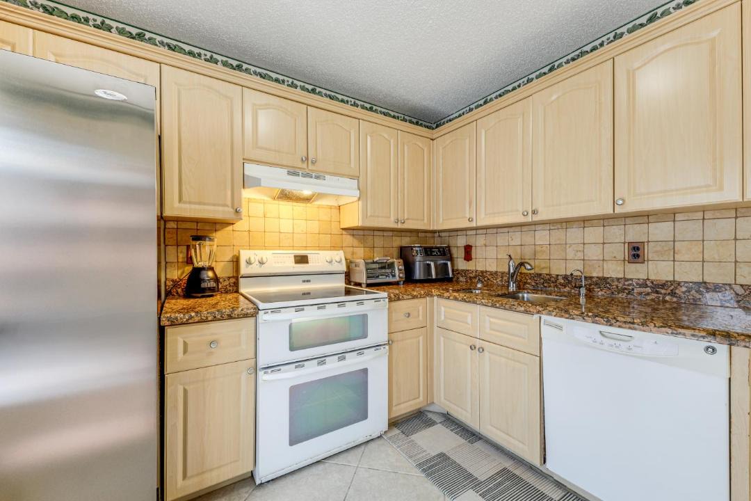 Photo of Kitchen in Whisper Walk
