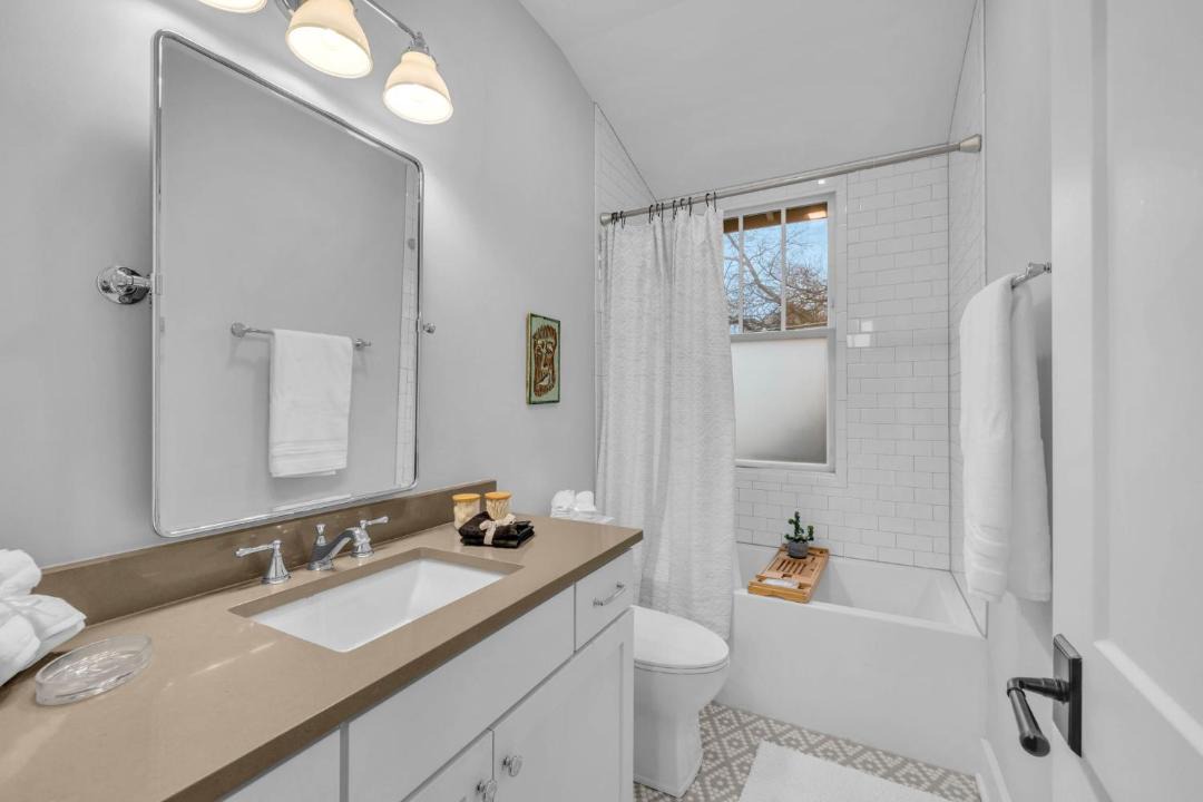 Photo of Bathroom in Richland