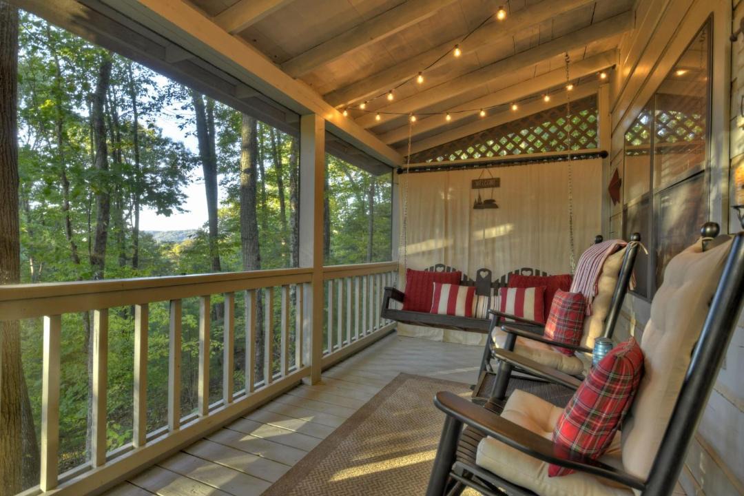 Photo of Patio Balcony in Blue Ridge