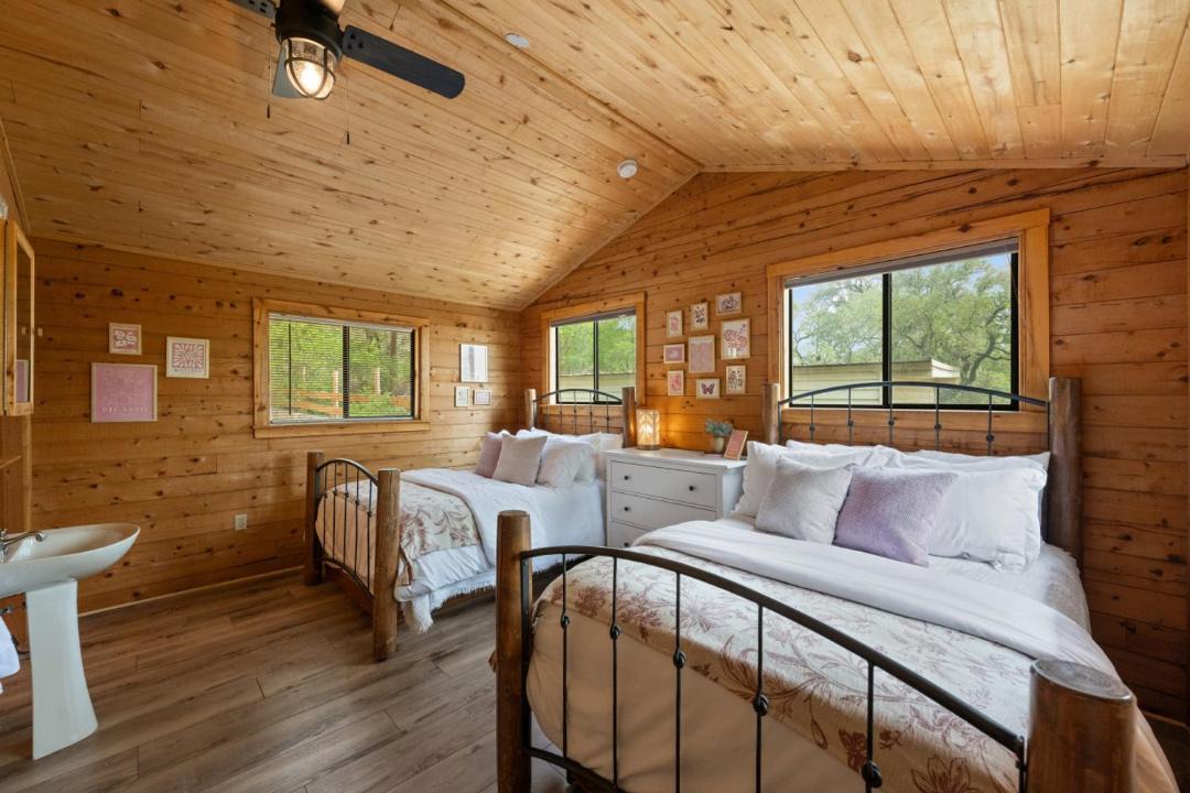 Photo of Bedroom in Spicewood