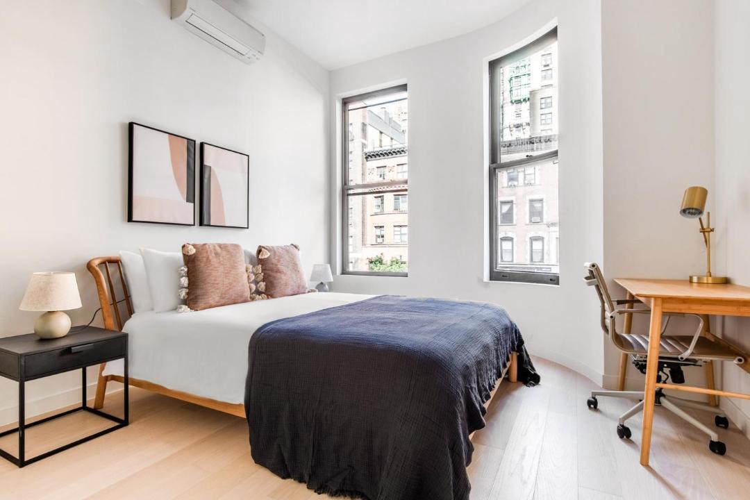 Photo of Bedroom in Lincoln Square