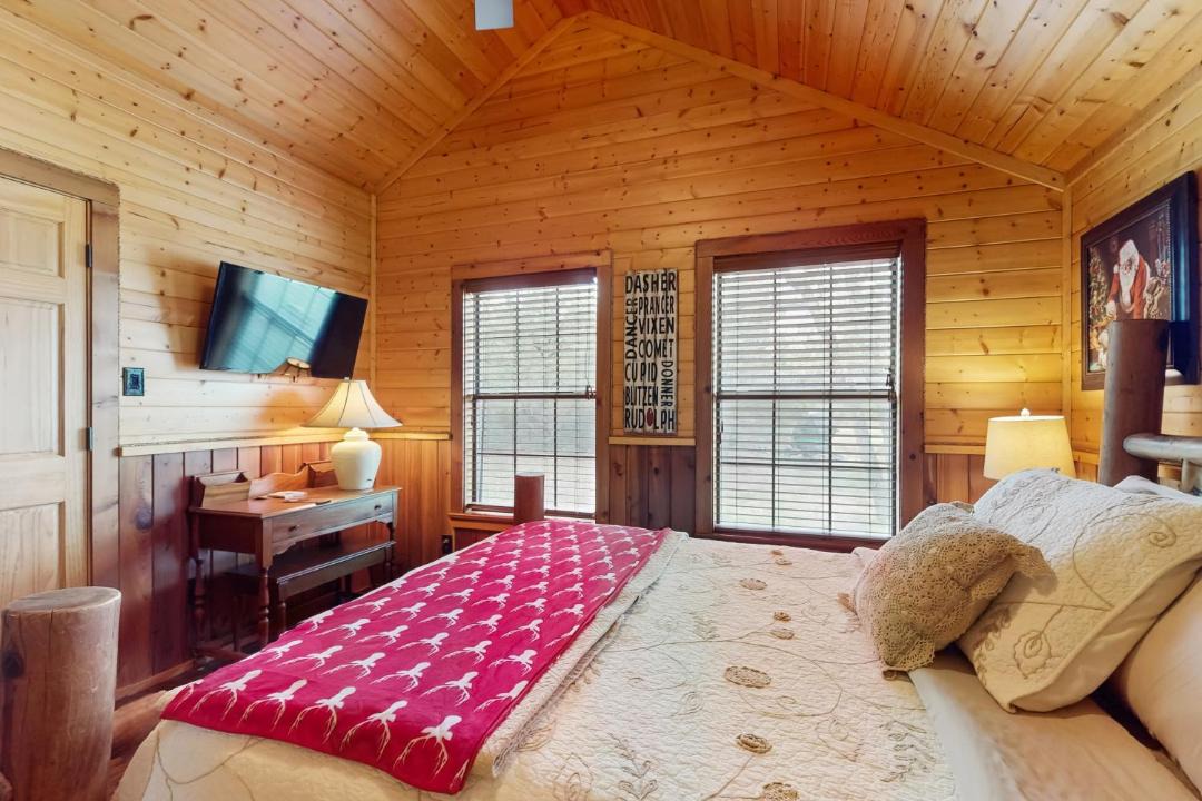 Photo of Bedroom in Ledbetter