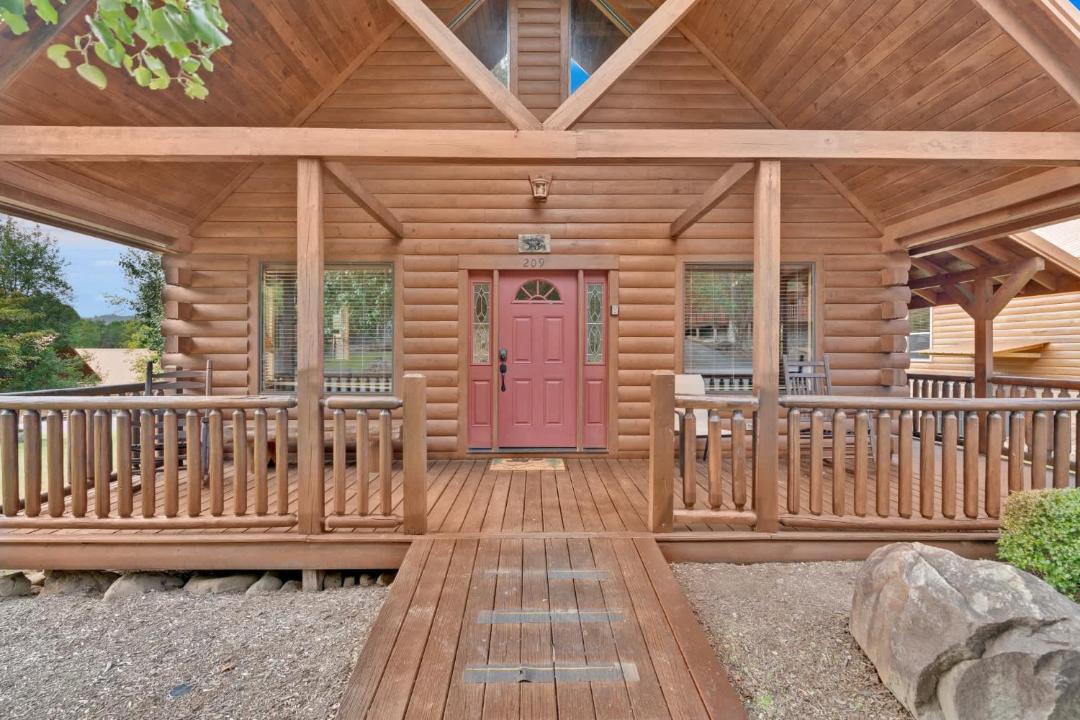Photo of Others in White Oak Lodge