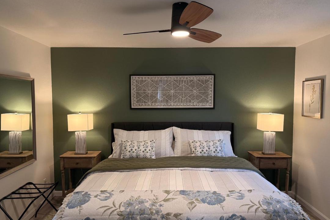 Photo of Bedroom in Roswell