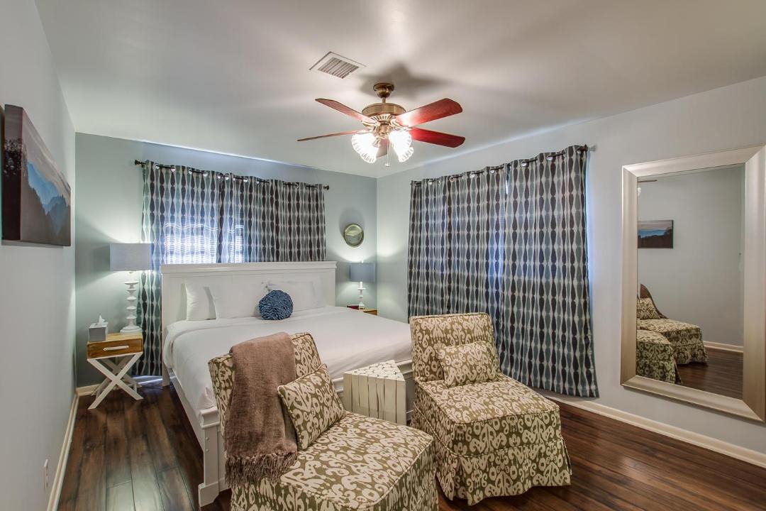 Photo of Bedroom in Dickerson Road
