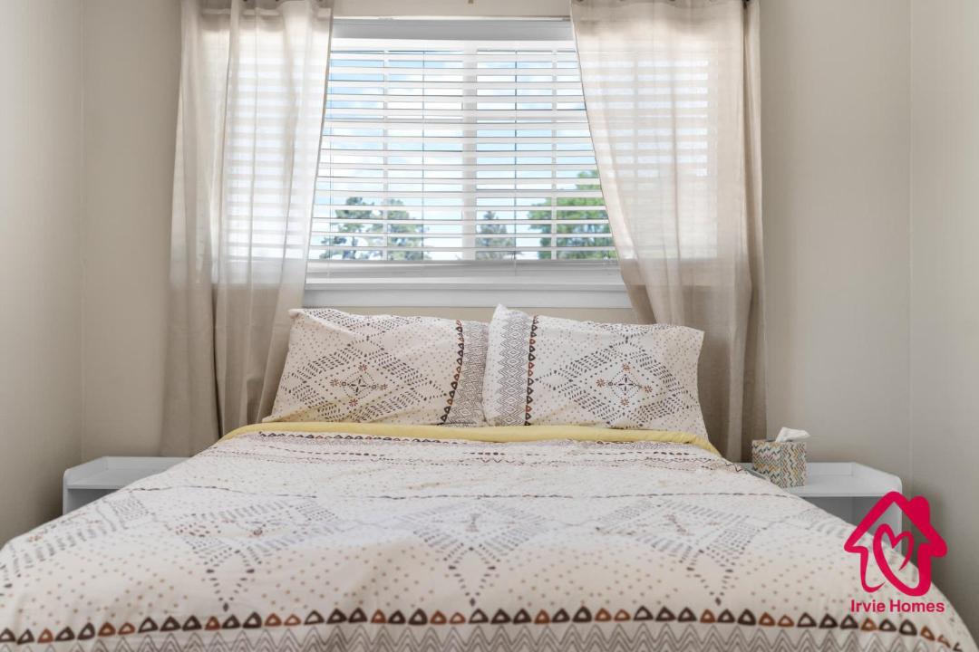 Photo of Bedroom in Northeast Heights