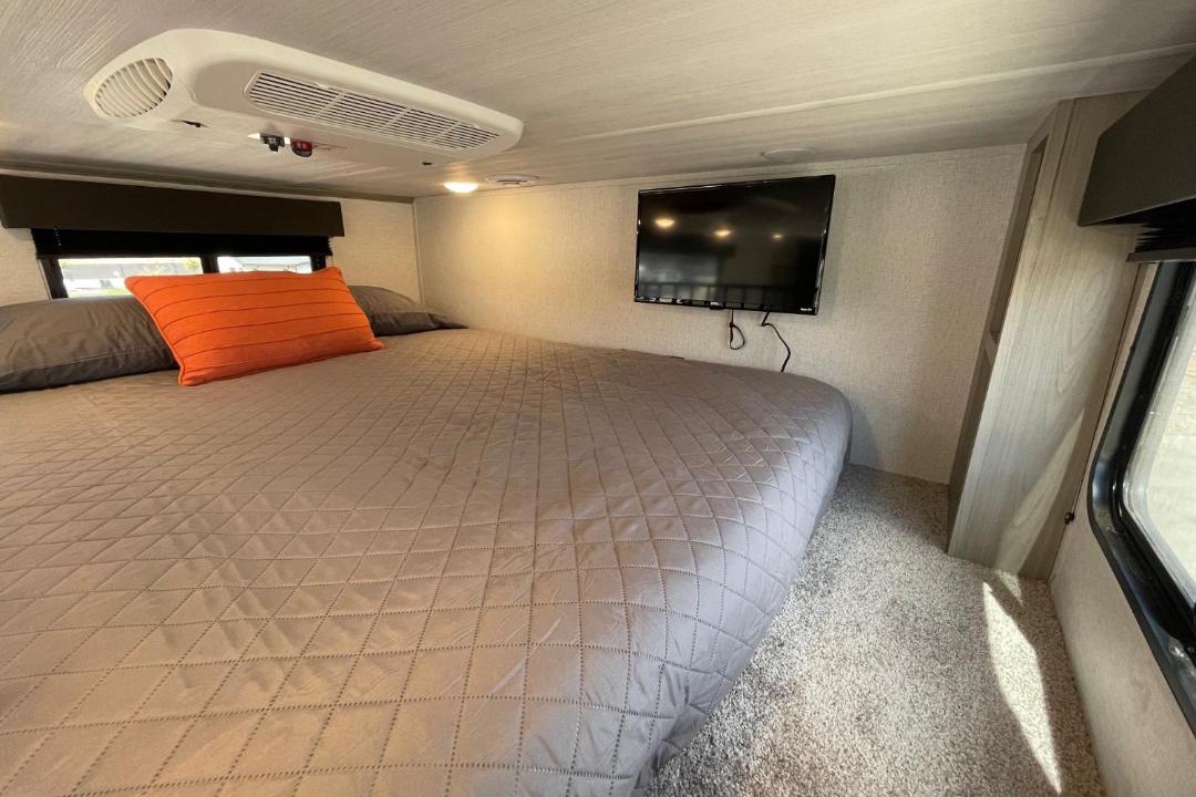 Photo of Bedroom in Apple Valley