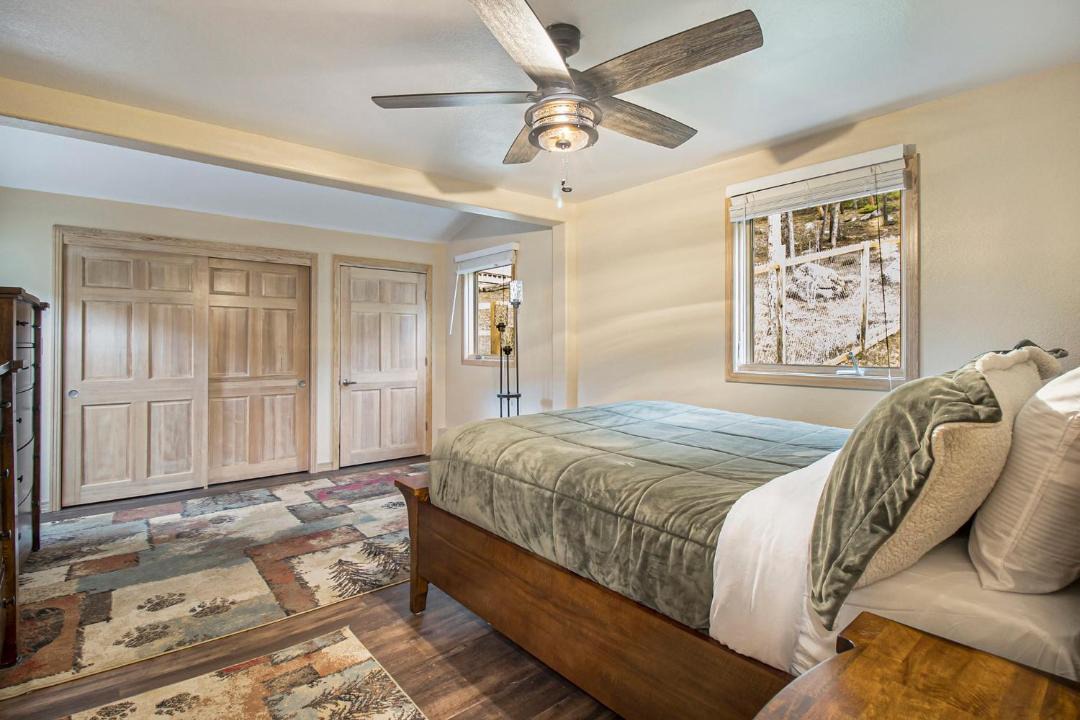 Photo of Bedroom in Lyons