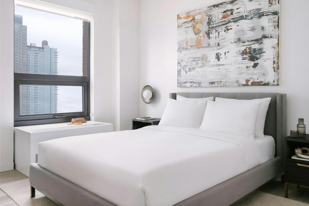 Photo of Bedroom in Hunters Point
