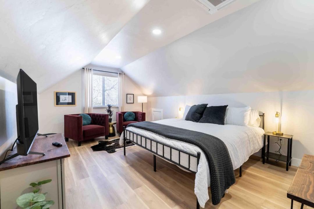 Photo of Bedroom in Morrison
