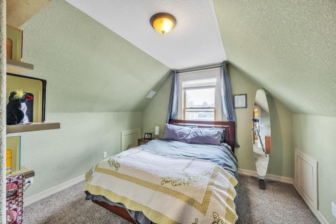Photo of Bedroom in Curtis Park