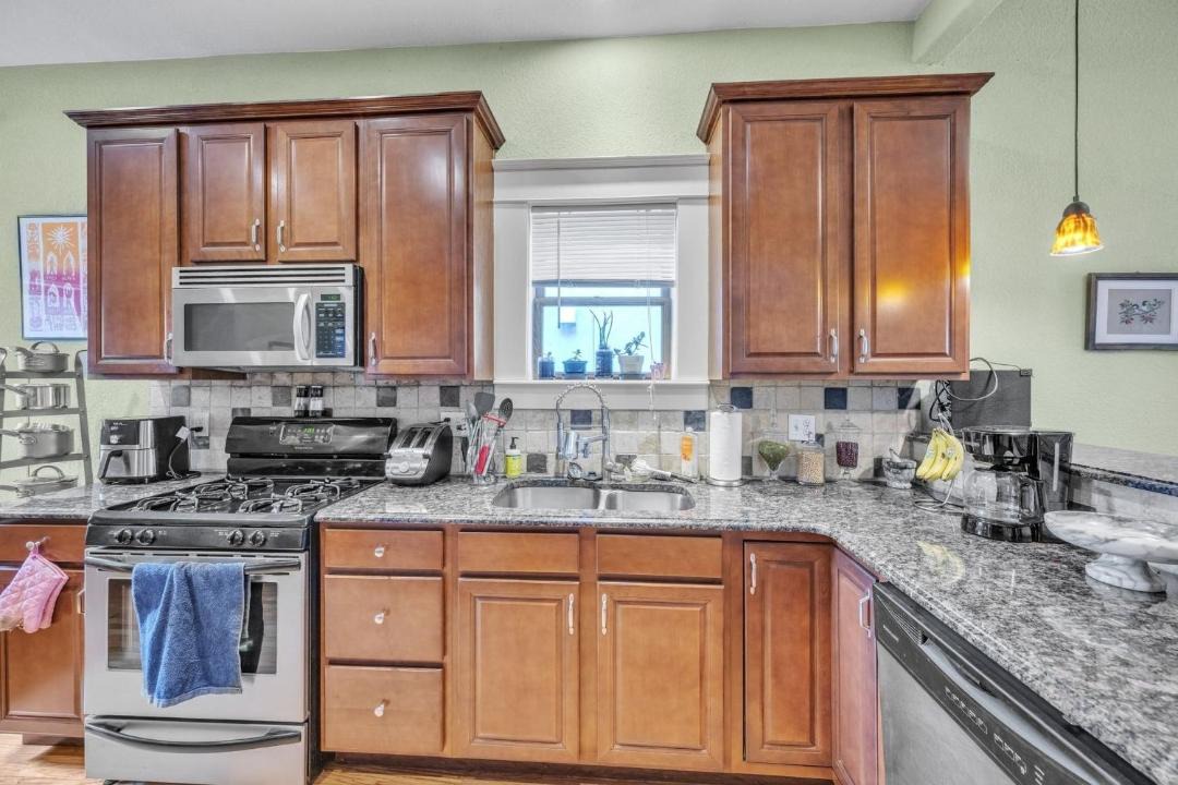 Photo of Kitchen in Curtis Park