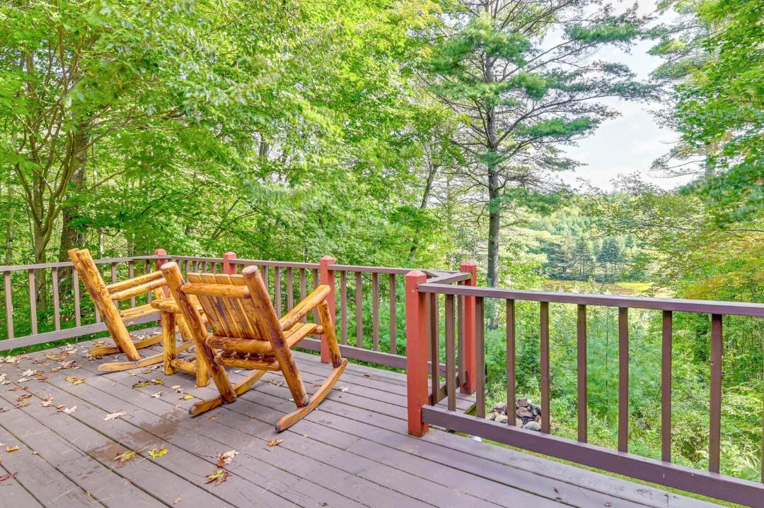 Photo of Patio Balcony in North Creek