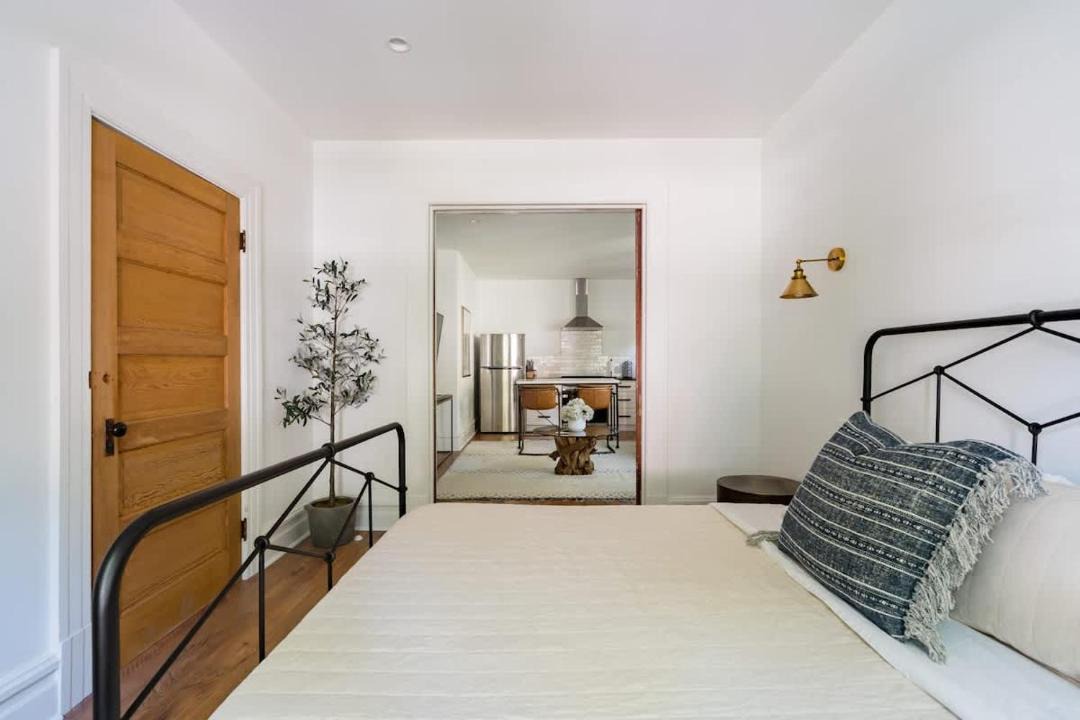 Photo of Bedroom in Uptown
