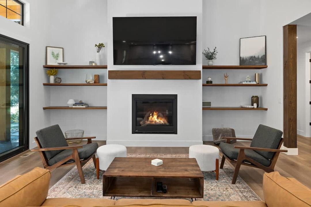 Photo of Livingroom in Ronald