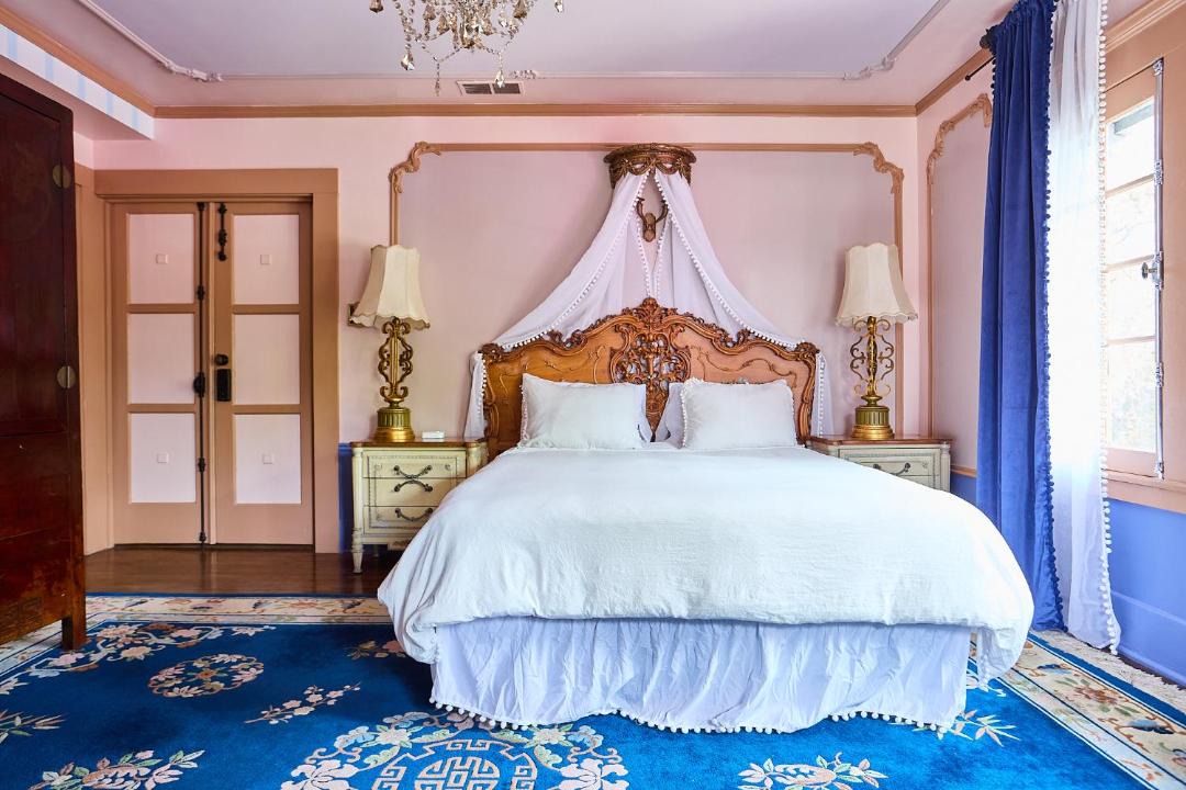 Photo of Bedroom in Hollywood