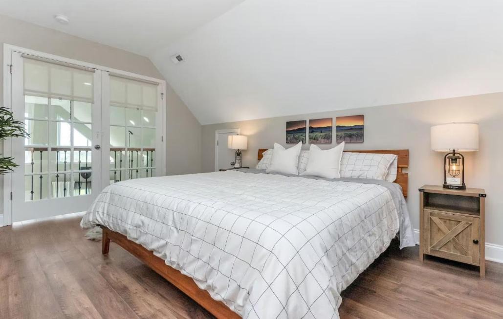 Photo of Bedroom in Arlington