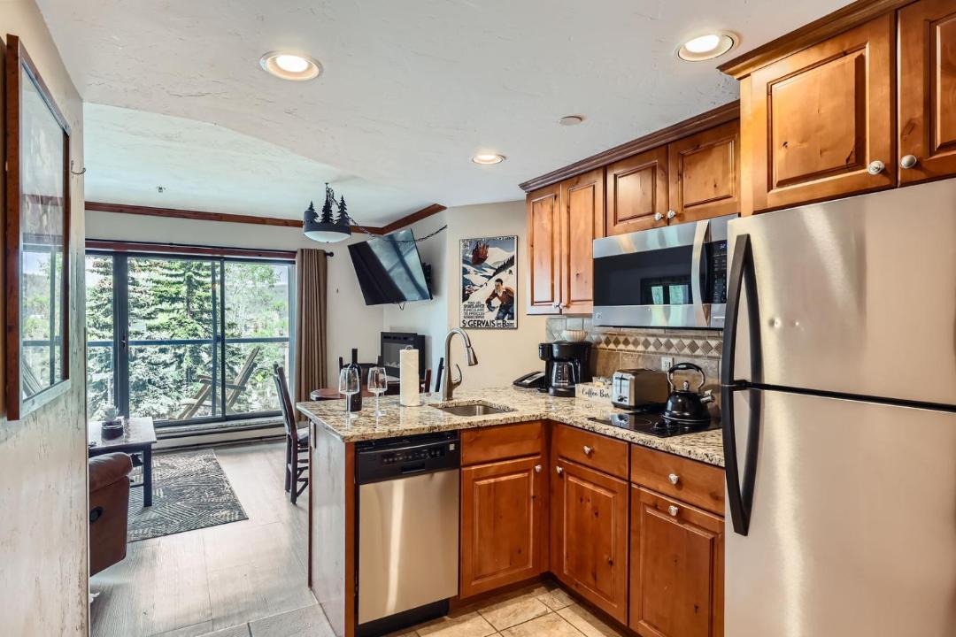 Photo of Kitchen in Peak 9