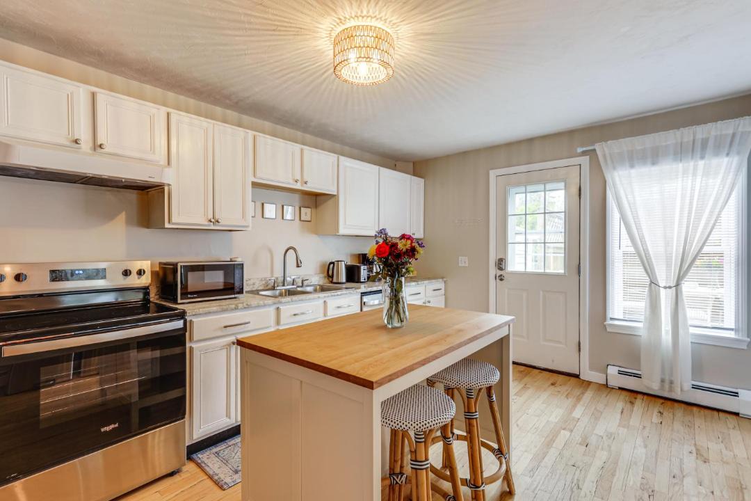 Photo of Kitchen in Wakefield-Peacedale