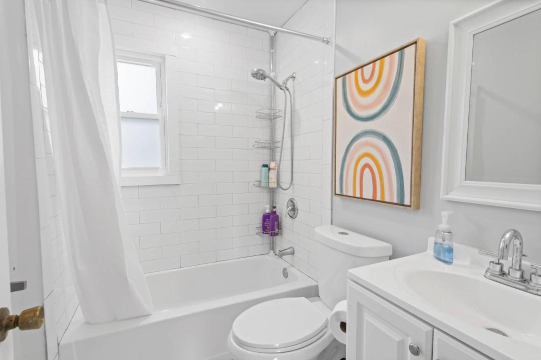Photo of Bathroom in Margate City