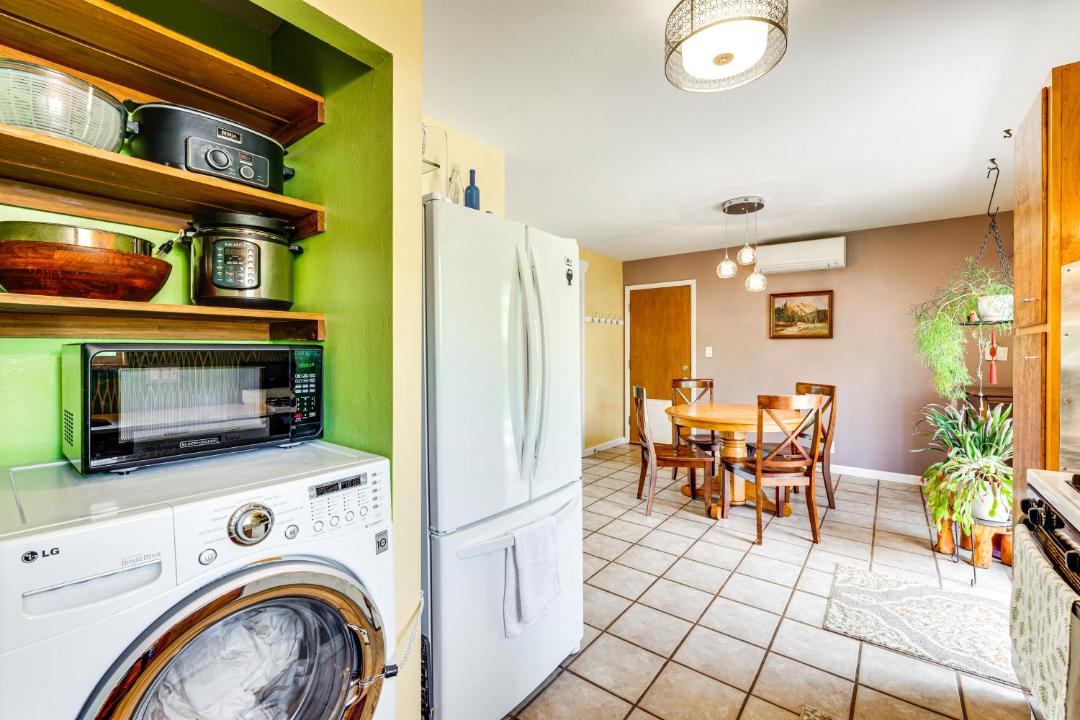 Photo of Kitchen in Baseline Sub