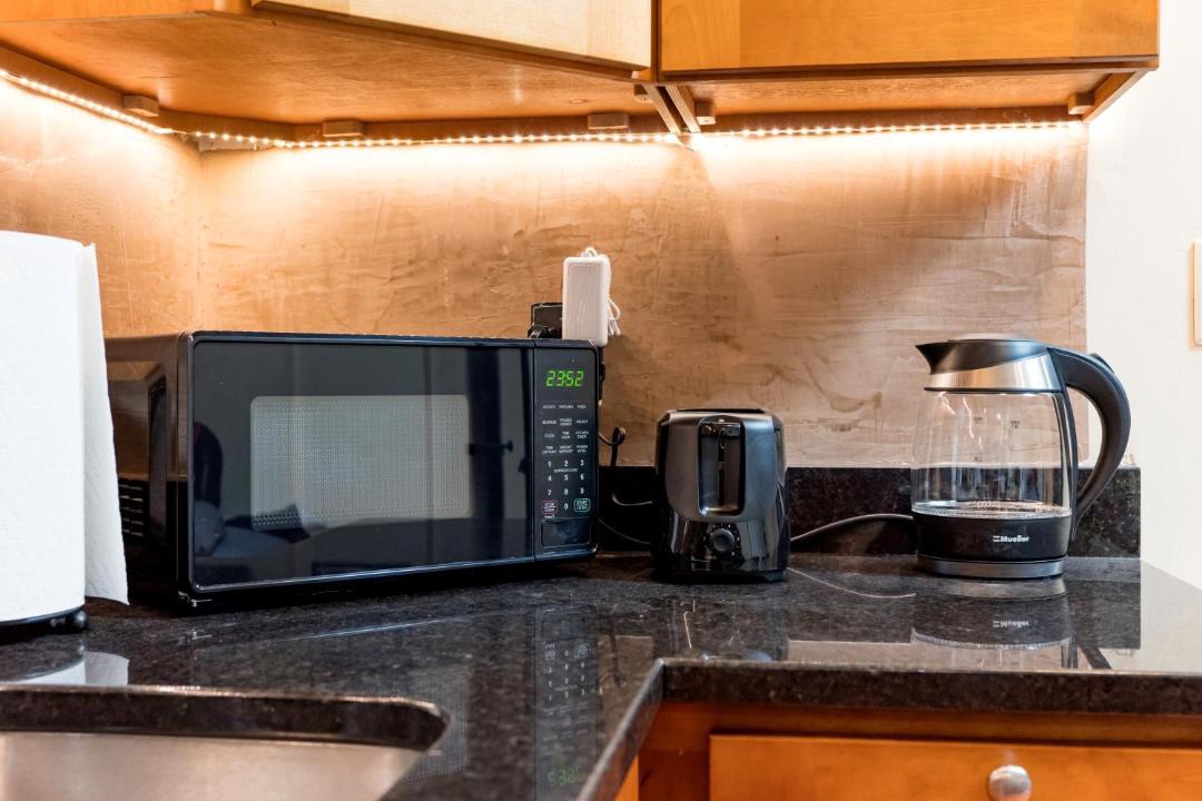 Photo of Kitchen in Theatre District