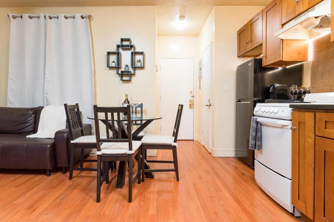 Photo of Kitchen in Theatre District