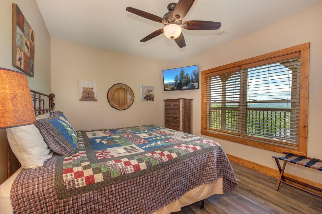 Photo of Bedroom in Chalet Village North