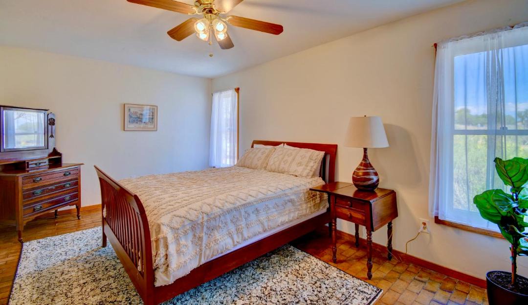 Photo of Bedroom in Corrales