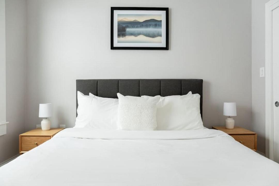 Photo of Bedroom in Theatre District