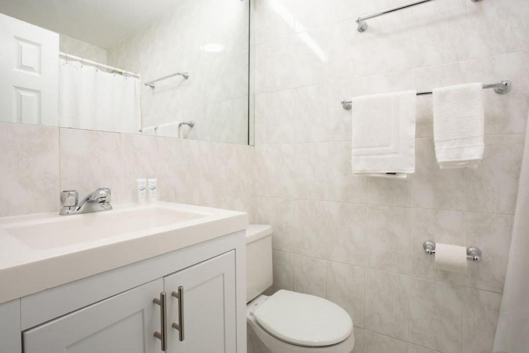 Photo of Bathroom in Theatre District