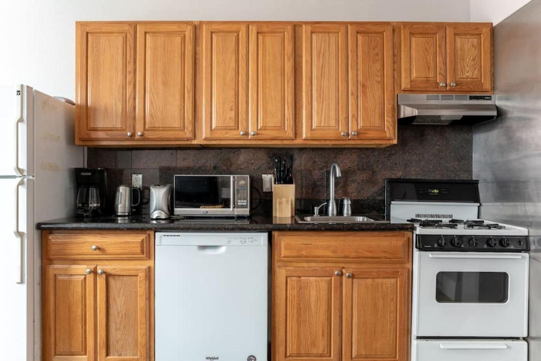 Photo of Kitchen in Theatre District