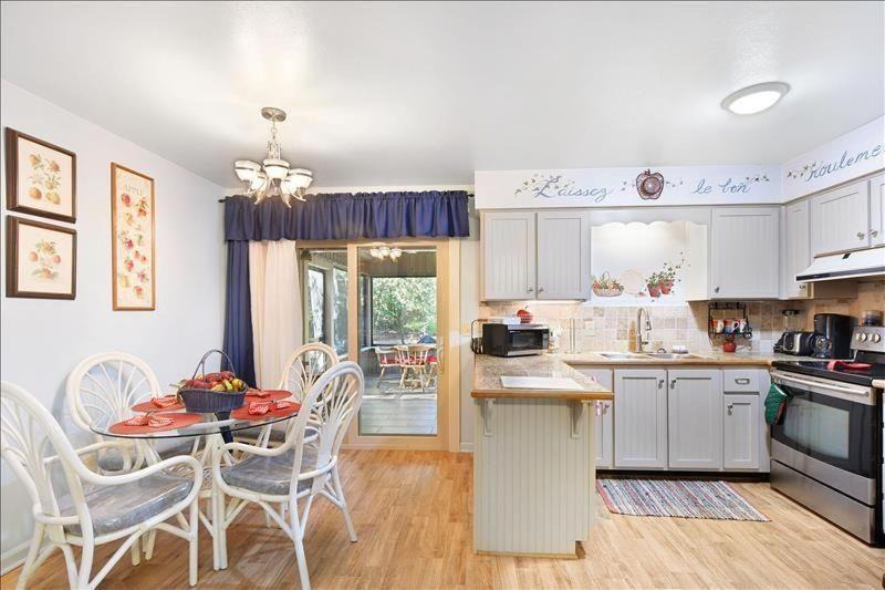Photo of Kitchen in Jekyll Island