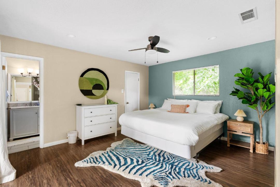Photo of Bedroom in Barton Hills