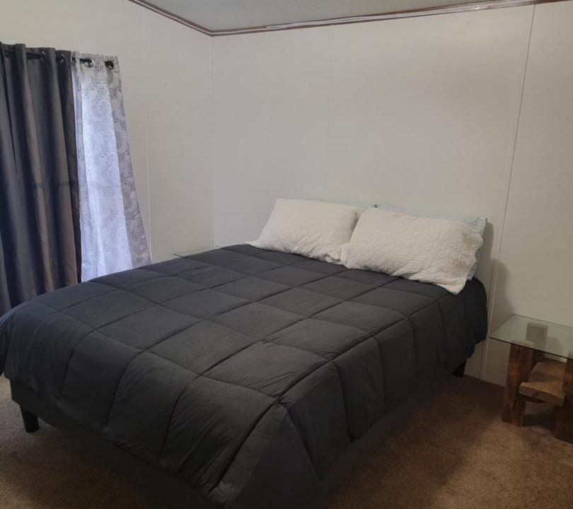 Photo of Bedroom in Samburg