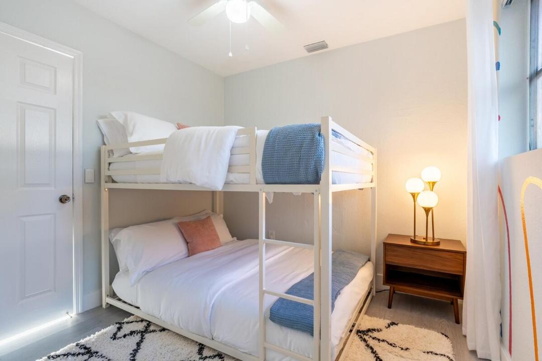 Photo of Bedroom in Driftwood