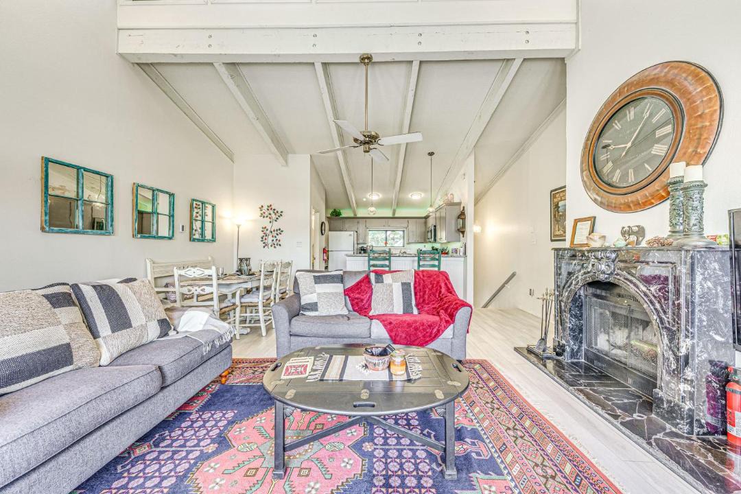 Photo of Livingroom in Ruidoso