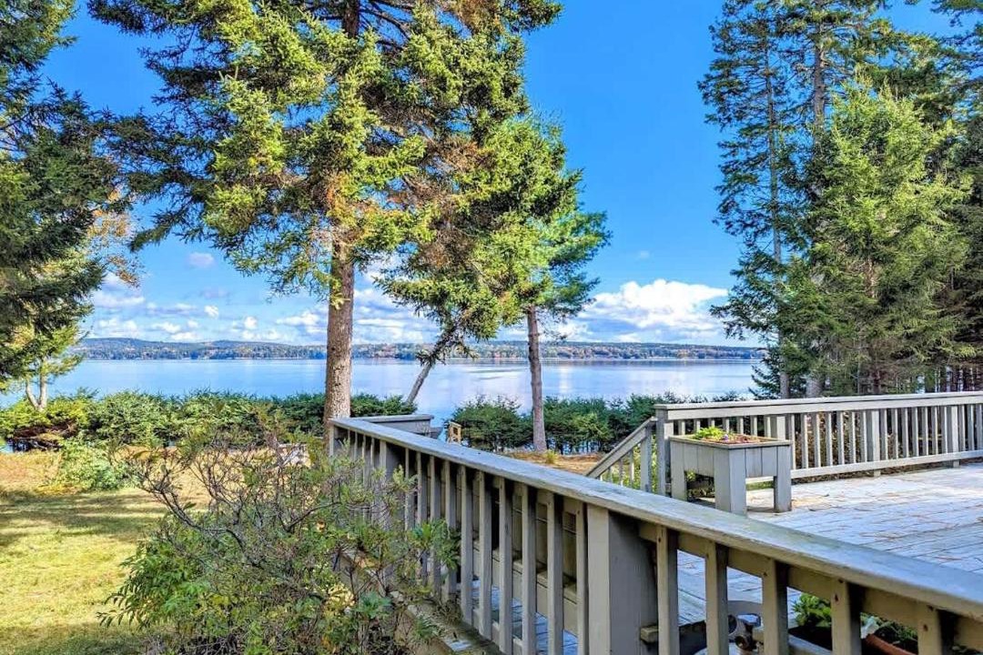 Photo of Patio Balcony in Hancock Point
