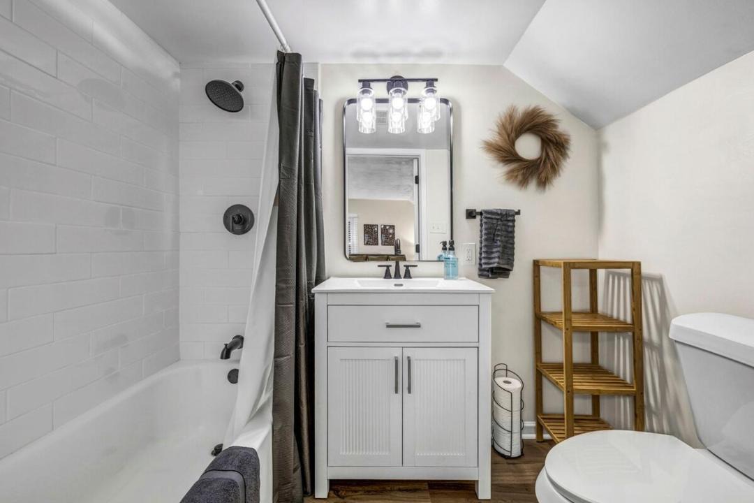 Photo of Bathroom in Berea