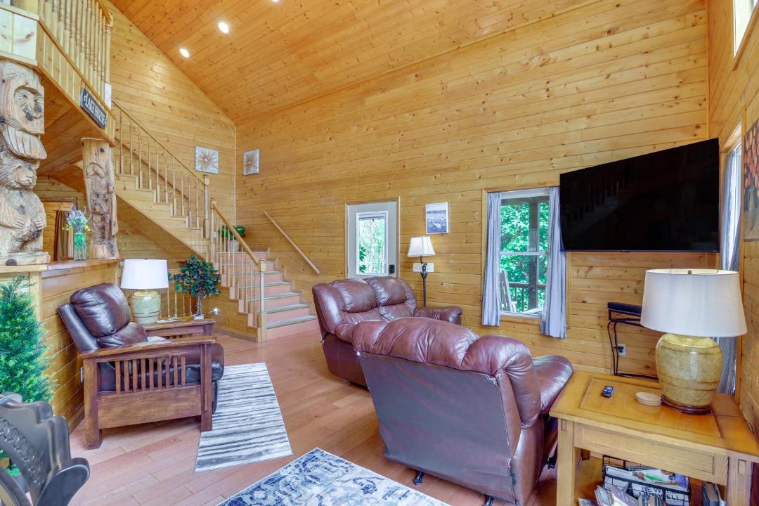 Photo of Livingroom in Byrdstown