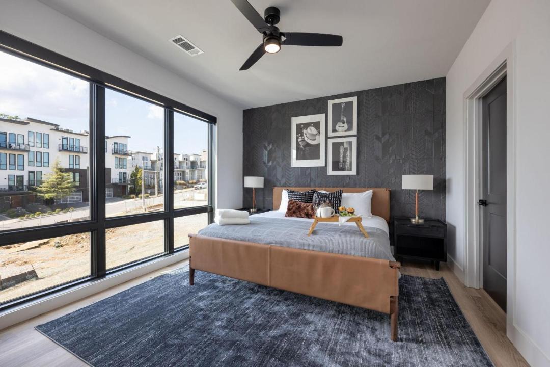 Photo of Bedroom in Midtown