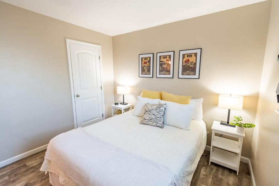Photo of Bedroom in Salemtown